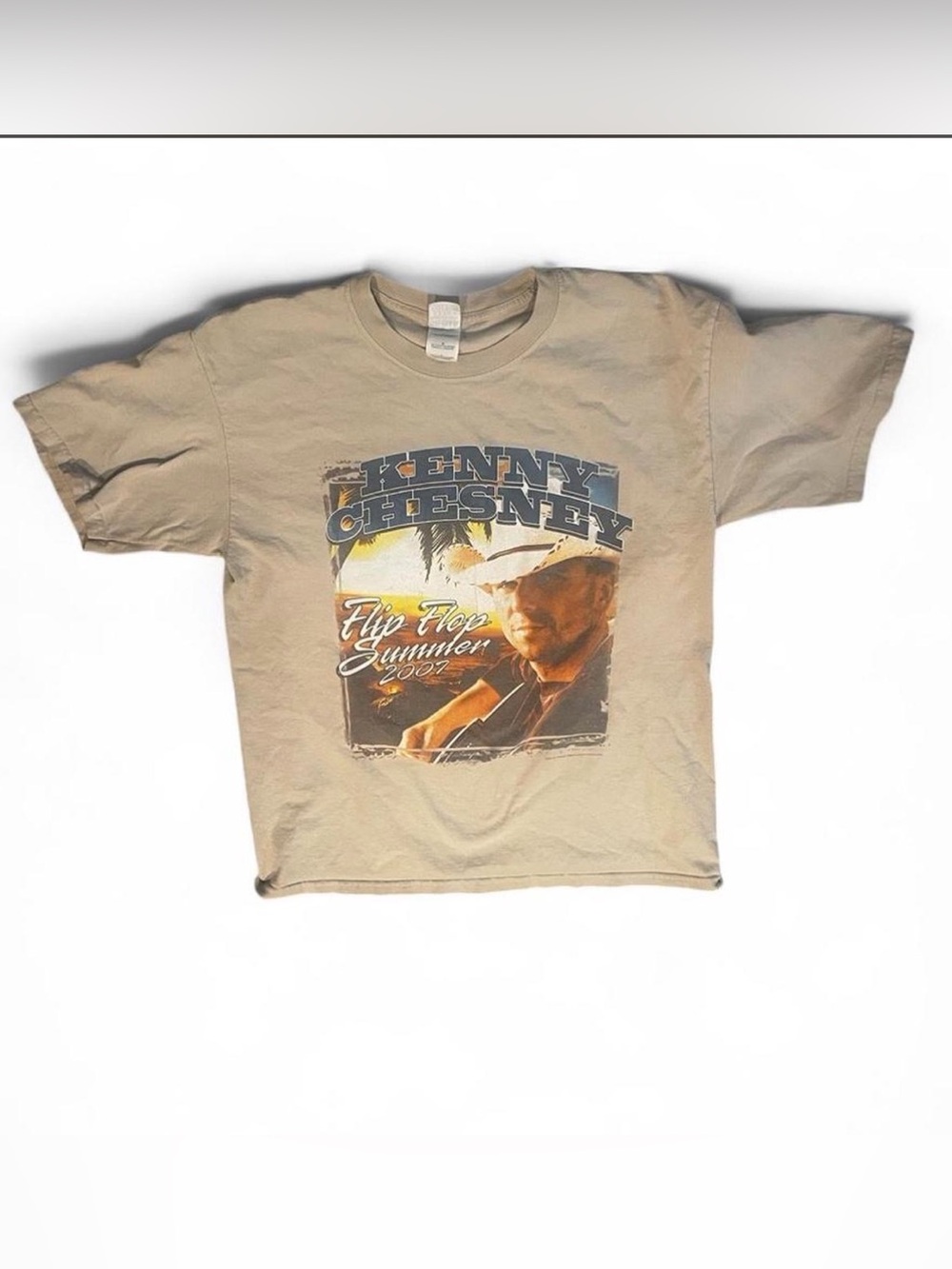 Gildan Beige Kenny Chesney Fly Flock Summer Graphic Tee